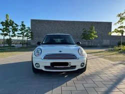 Beige Gebraucht 2009 Mini ONE Kleinwagen | 5.400 € (Teuer)