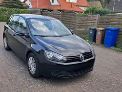 Schwarz Gebraucht 2009 VW Golf VI Trendline Kleinwagen | 4.799 € (Fairer Preis)
