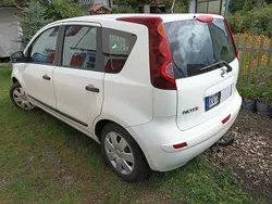 Weiß Gebraucht 2009 Nissan Note Van / Kleinbus | 1.800 €