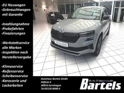 Grau Gebraucht 2024 Skoda Karoq SportLine SUV | 34.990 € (Fairer Preis)
