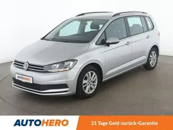 Grau Gebraucht 2020 VW Touran Comfortline Van / Kleinbus | 22.980 € (Guter Preis)