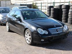 Schwarz Gebraucht 2006 Mercedes C230 Sport Coupé | 3.890 € (Guter Preis)