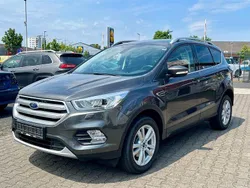 Grau Gebraucht 2018 Ford Kuga Titanium SUV | 13.900 € (Superpreis)