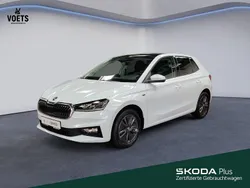 Moonweiss metallic Gebraucht 2024 Skoda Fabia Selection Limousine | 20.860 € (Fairer Preis)