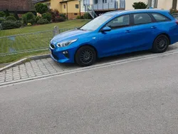 Blau Gebraucht 2020 Kia Ceed Sportswagon Vision Kombi | 17.999 € (Guter Preis)
