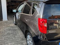 Schwarz Gebraucht 2012 Mitsubishi Colt Kleinwagen | 2.490 €