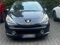 Schwarz Gebraucht 2007 Peugeot 207 CC Cabrio | 2.440 €