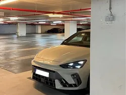 Grau Gebraucht 2025 Cupra Leon VZ Kombi | 45.890 € (Etwas zu teuer)