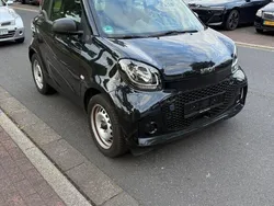 Schwarz Gebraucht 2021 Smart ForTwo Electric Drive Coupé | 8.190 € (Guter Preis)