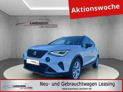 Nevada weiss (metallic) Gebraucht 2024 Seat Arona FR SUV | 23.035 € (Guter Preis)