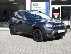 Grau (metallic) Gebraucht 2023 Dacia Duster Extreme SUV | 22.390 € (Fairer Preis)