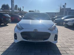 Weiß Gebraucht 2024 Mazda 2 Homura-Line Limousine | 23.999 € (Fairer Preis)