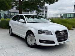 Weiß Gebraucht 2008 Audi A3 Sportback Attraction Kleinwagen | 10.350 €