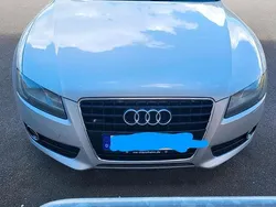 Silber Gebraucht 2011 Audi A5 S-Line Coupé | 10.000 €
