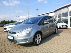 Grau Gebraucht 2008 Ford S-MAX Titanium Van / Kleinbus | 2.999 € (Fairer Preis)