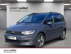 Delfingrau metallic Neu 2025 VW Touran Van / Kleinbus | 41.990 €