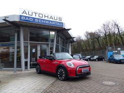 Rot Gebraucht 2023 Mini Cooper Cabriolet Classic Cabrio | 26.950 € (Fairer Preis)