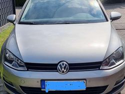 Gebraucht 2015 VW Golf VII Comfortline Limousine | 11.500 € (Etwas zu teuer)