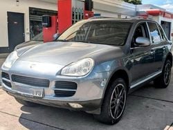 Grau Gebraucht 2003 Porsche Cayenne SUV | 2.800 € (Superpreis)
