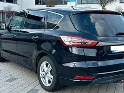 Schwarz Gebraucht 2017 Ford S-MAX Titanium Van / Kleinbus | 8.999 € (Fairer Preis)