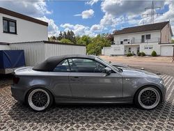 Grau Gebraucht 2010 BMW 118 Cabriolet Cabrio | 13.200 €