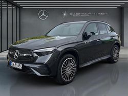 Grau Gebraucht 2025 Mercedes GLC300e AMG SUV | 84.400 €