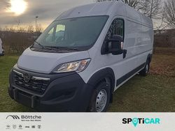 Weiss icy Gebraucht 2024 Opel Movano Edition Van | 32.940 € (Guter Preis)