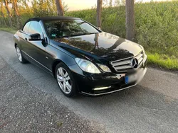 Schwarz Gebraucht 2010 Mercedes 350 Cabrio | 8.500 €