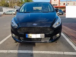 Schwarz Gebraucht 2017 Ford S-MAX Titanium Van / Kleinbus | 13.500 € (Fairer Preis)