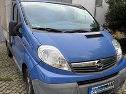 Blau Gebraucht 2010 Opel Vivaro Van | 7.950 €