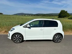 Weiß Gebraucht 2021 VW e-up! Kleinwagen | 11.990 € (Guter Preis)
