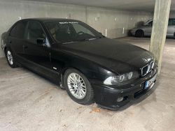 Schwarz Gebraucht 2002 BMW 530 M Sport Limousine | 3.300 €