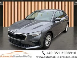 Grau Gebraucht 2025 Skoda Scala Selection Kleinwagen | 22.880 € (Fairer Preis)