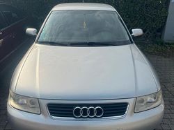 Silber Gebraucht 2001 Audi A3 Kleinwagen | 1.450 € (Fairer Preis)