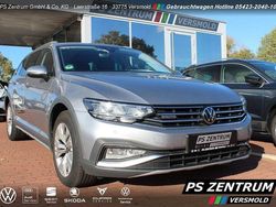 Grau Gebraucht 2022 VW Passat Alltrack Kombi | 29.430 € (Fairer Preis)
