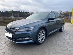 Grau Gebraucht 2020 Skoda Superb Kombi | 16.990 € (Guter Preis)