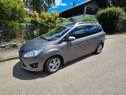 Braun Gebraucht 2012 Ford Grand C-Max Van / Kleinbus | 5.300 € (Guter Preis)