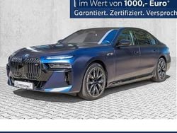 Blau Gebraucht 2024 BMW M760e M Sport Limousine | 127.490 €
