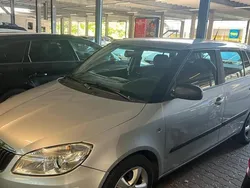 Silber Gebraucht 2013 Skoda Fabia GreenLine Kombi | 2.800 €