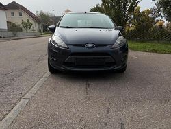 Grau Gebraucht 2010 Ford Fiesta Kleinwagen | 2.700 € (Fairer Preis)
