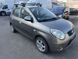 Titaniumsilber met. Gebraucht 2009 Kia Picanto Attract Kleinwagen | 2.999 € (Etwas zu teuer)