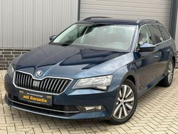 Blau Gebraucht 2016 Skoda Superb GreenLine Kombi | 11.290 € (Fairer Preis)
