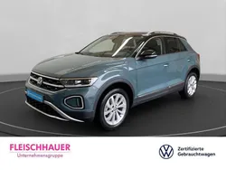 Petroleum blue metallic Gebraucht 2024 VW T-Roc Style SUV | 28.490 € (Guter Preis)