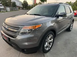 Grau Gebraucht 2011 Ford Explorer SUV | 7.999 €