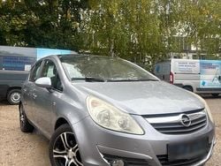 Silber Gebraucht 2008 Opel Corsa Limousine | 1.900 € (Guter Preis)
