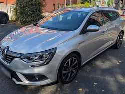Silber Gebraucht 2019 Renault Mégane GrandTour Bose Edition Kombi | 13.000 € (Fairer Preis)