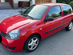 Rot Gebraucht 2008 Renault Clio II Kleinwagen | 3.450 € (Teuer)
