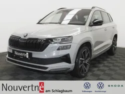 Steelgrau (grey), solid Gebraucht 2024 Skoda Karoq SportlinePlus SUV | 35.250 € (Fairer Preis)