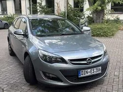 Grau Gebraucht 2014 Opel Astra Active Kombi | 6.999 € (Guter Preis)