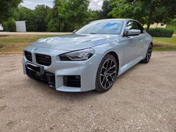 Grau Gebraucht 2024 BMW M2 Shadowline Coupé | 68.900 € (Fairer Preis)